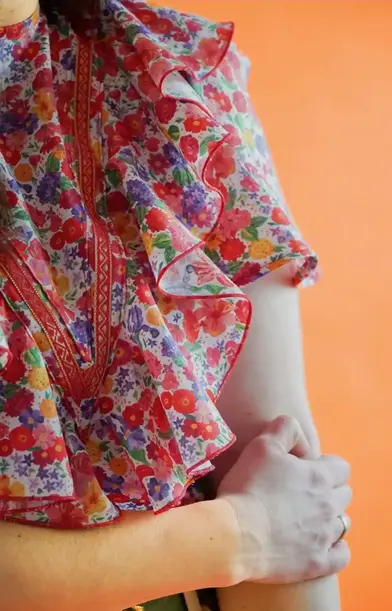 Détail robe fleurie